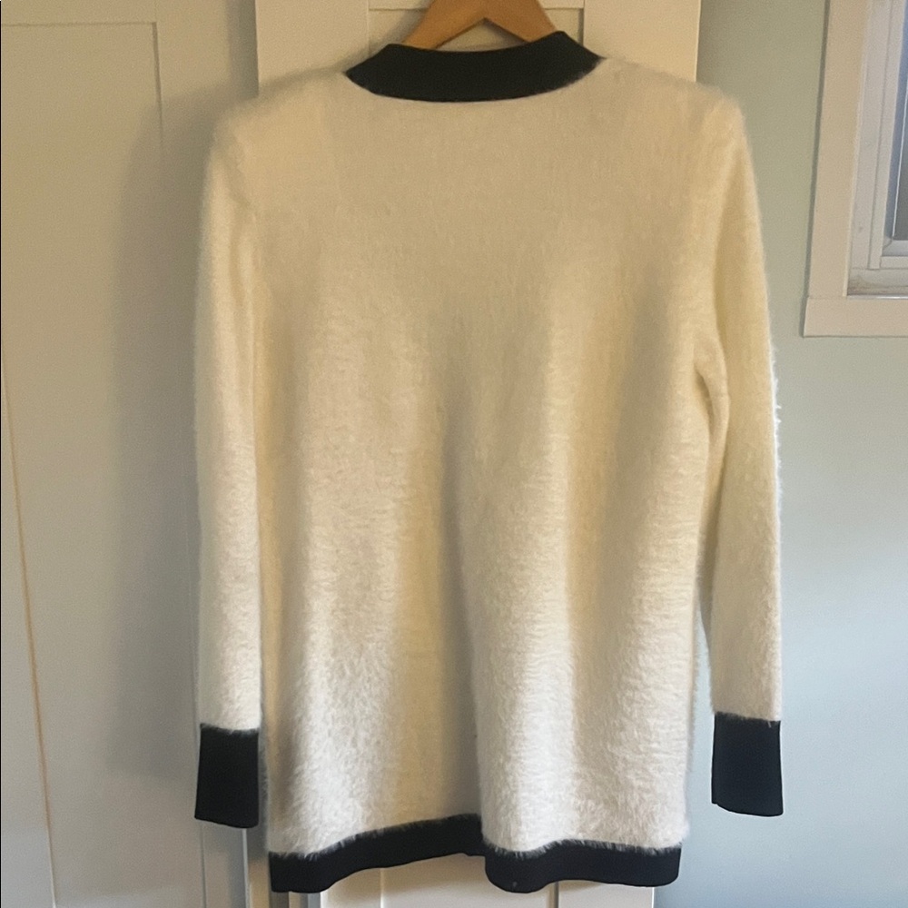 L'AGENCE White and Black Cardigan - Picture 2 of 3